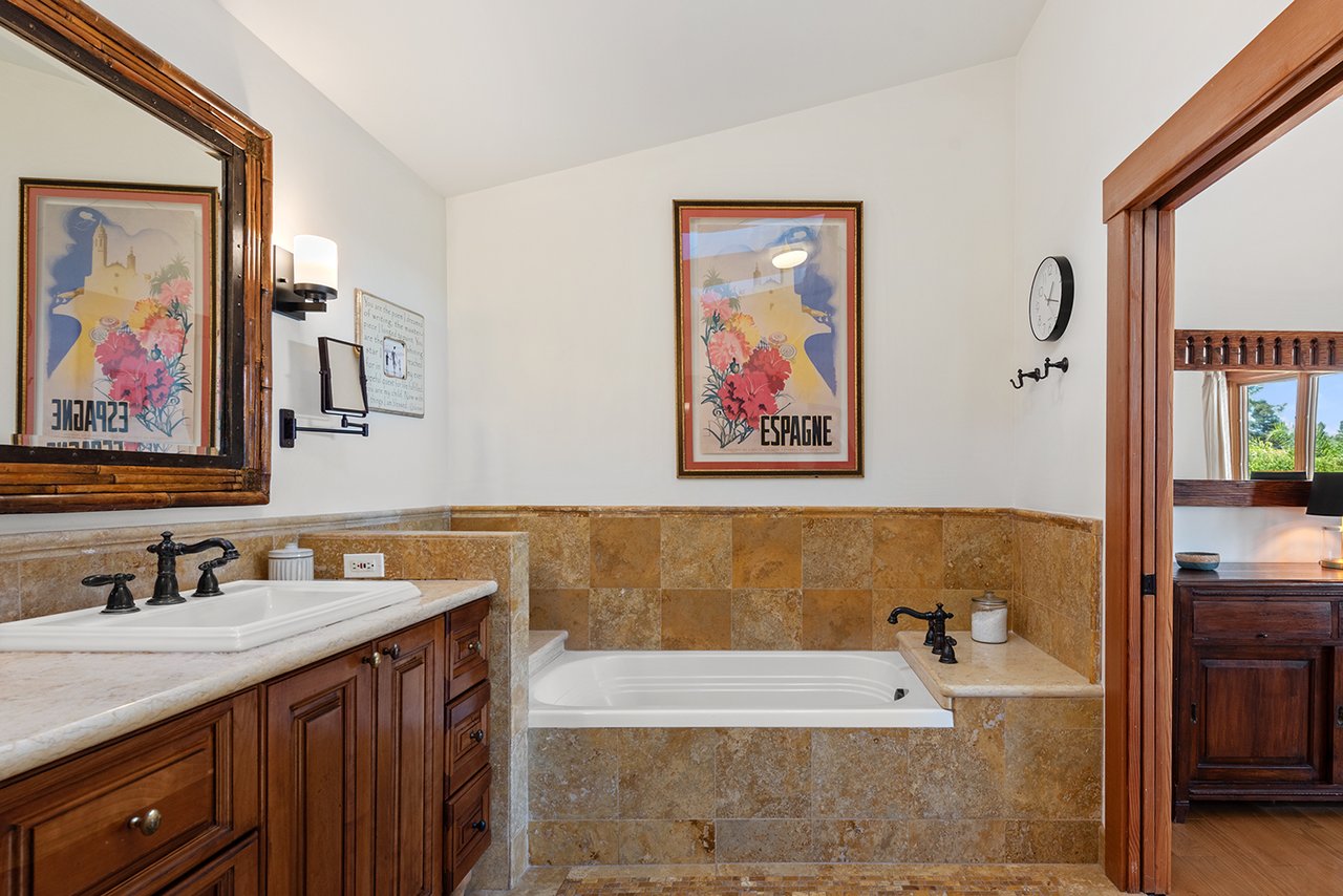 17 Nassau Ct