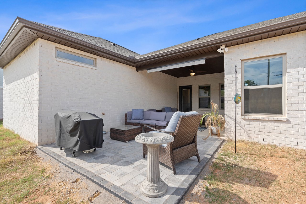 Elegant Home Near Goldsmith-Schiffman Elementary