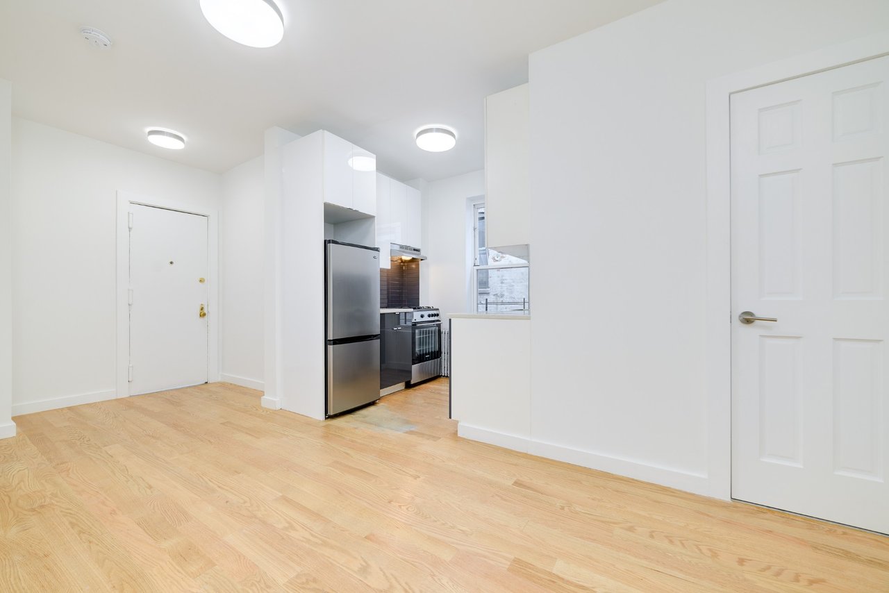 4110 Fourth Avenue Unit: 4R