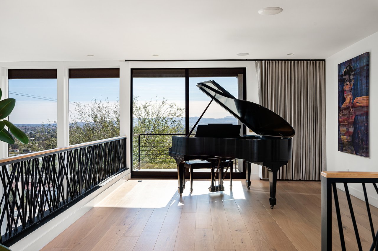 5419 E VALLE VISTA Road