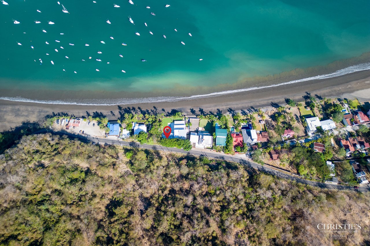 La Mansión Surfside & Beach Club