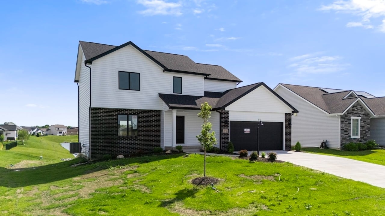 551 Persimmon Cove