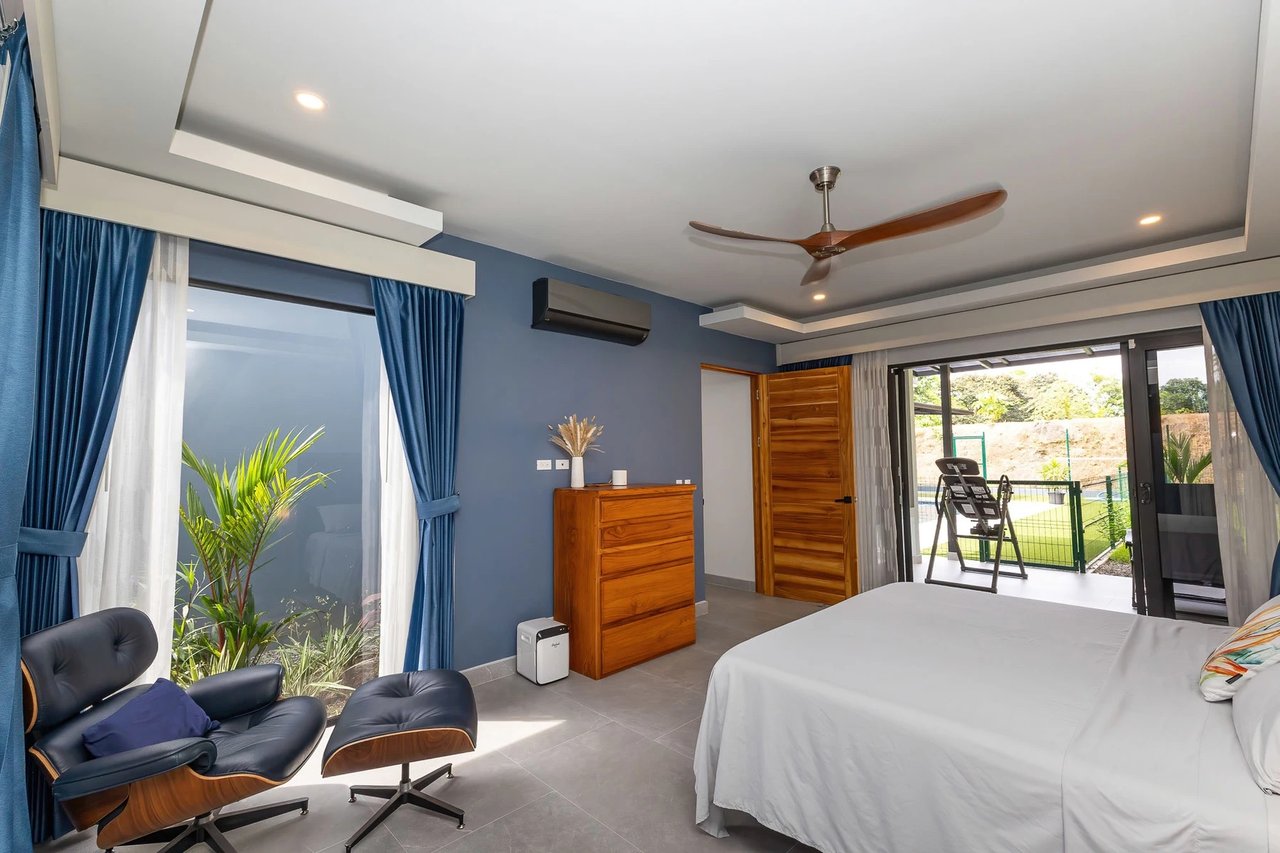 3 Bedroom, Contemporary Estate home in Manuel Antonio 