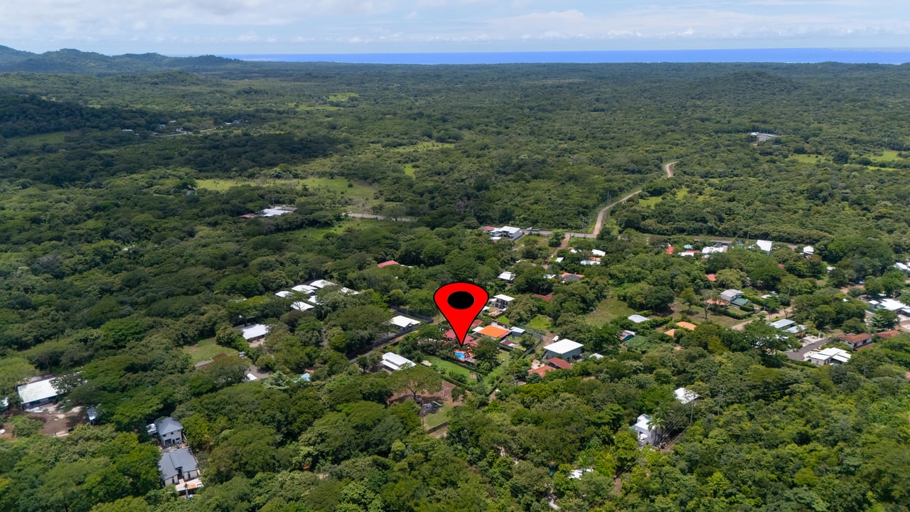 Tamarit House | Spacious Tropical Retreat in Villareal, Costa Rica