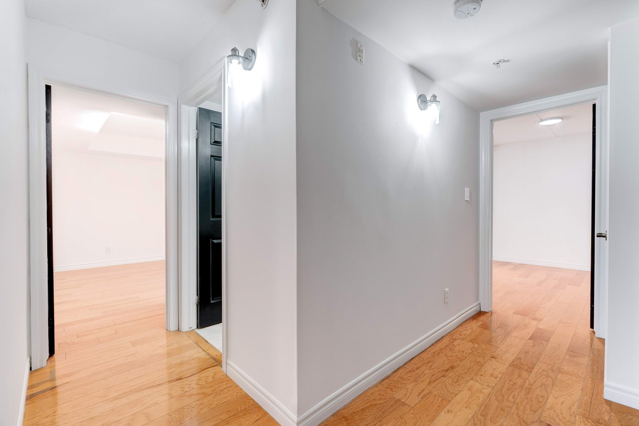 1460 Bishops Gate, Suite 212