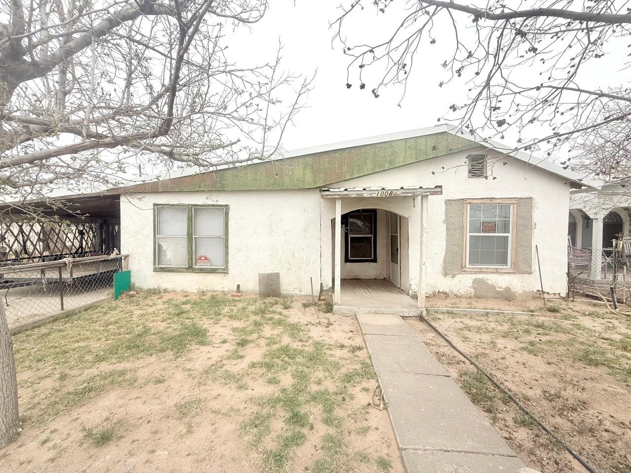 1008 S Pecan St