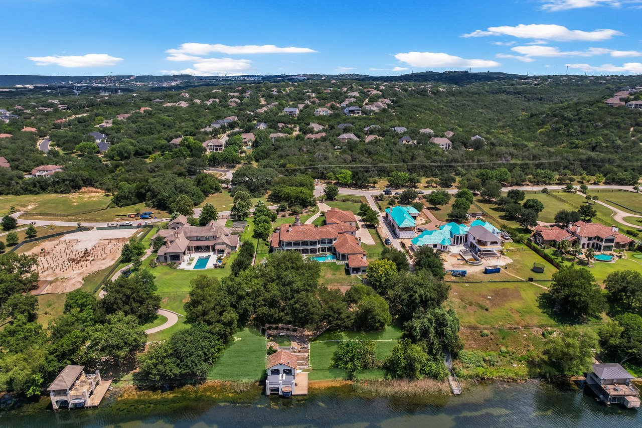 Extraordinary Lake Austin Compound
