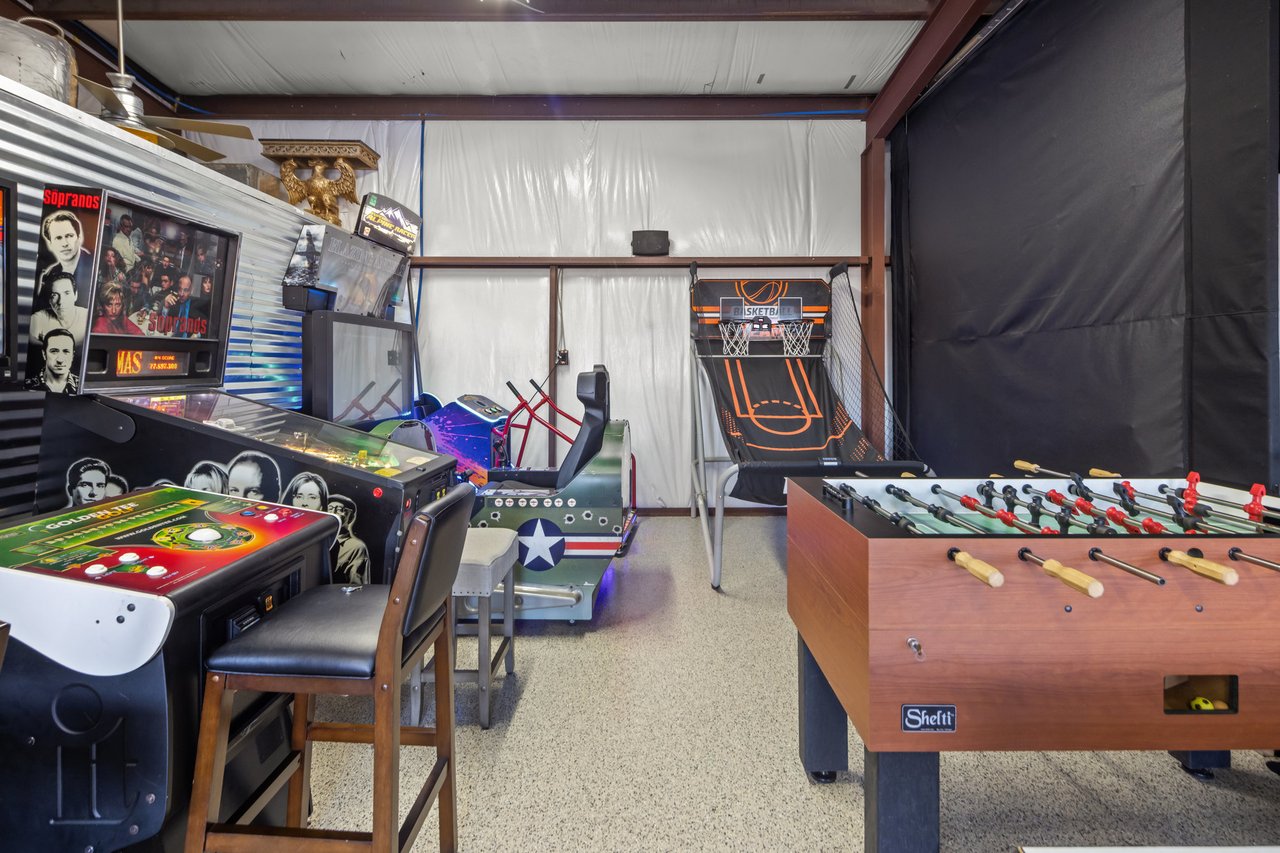 1450 Los Escondidos ST