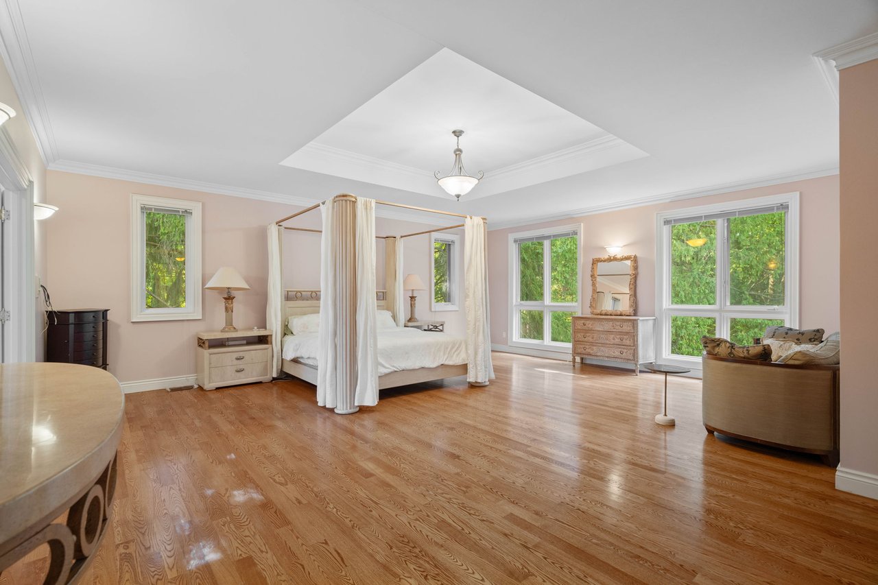 Neoclassical Residence