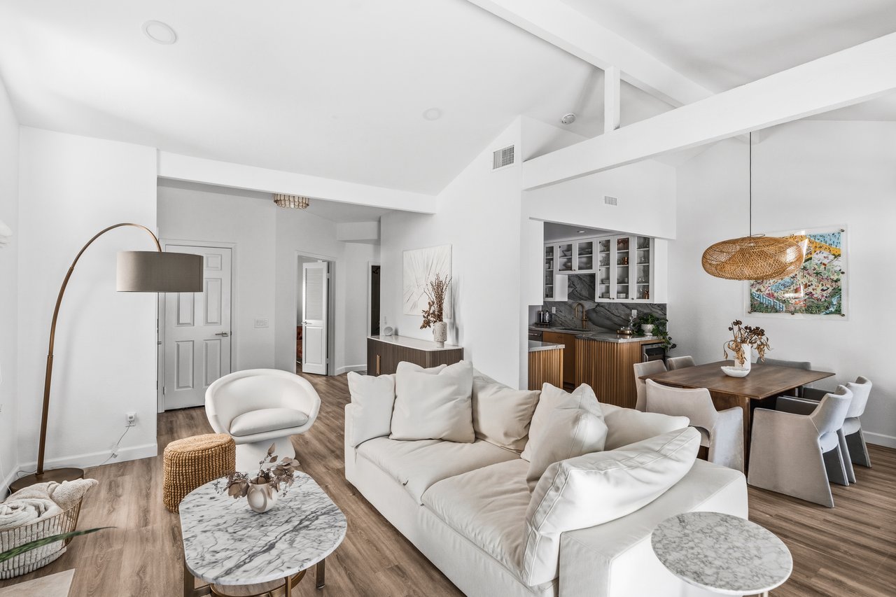 Fully Remodeled Single-Level in Encinitas