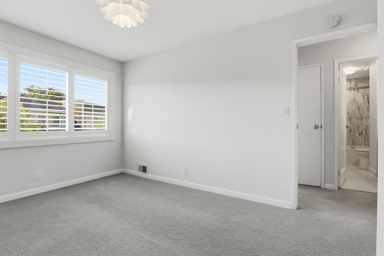 122 Mariner Green Ct