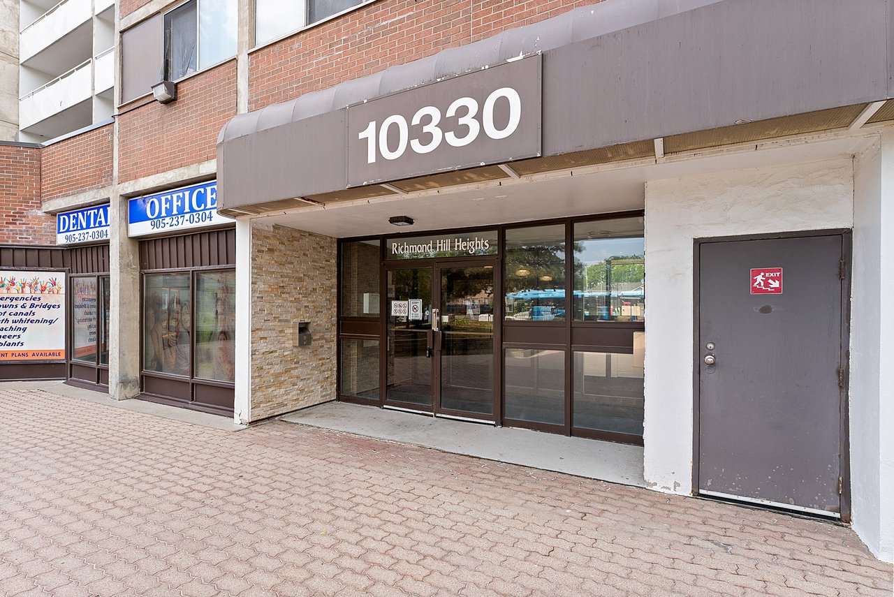 10330 Yonge Street W 707
