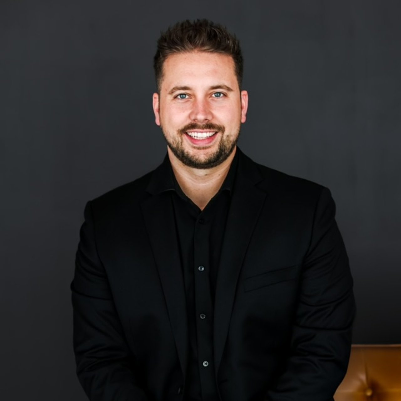 Daniel Emre photo