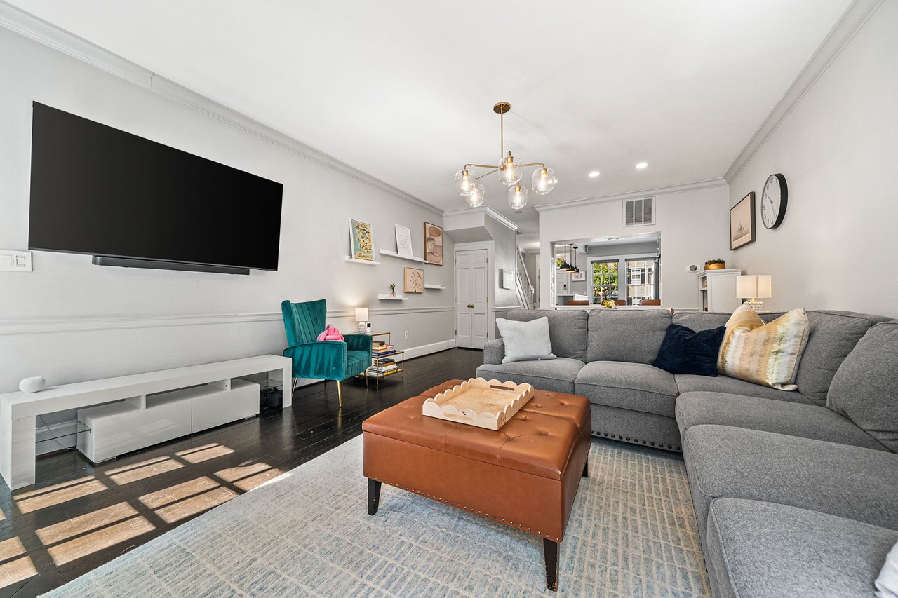 406 S Pitt St.