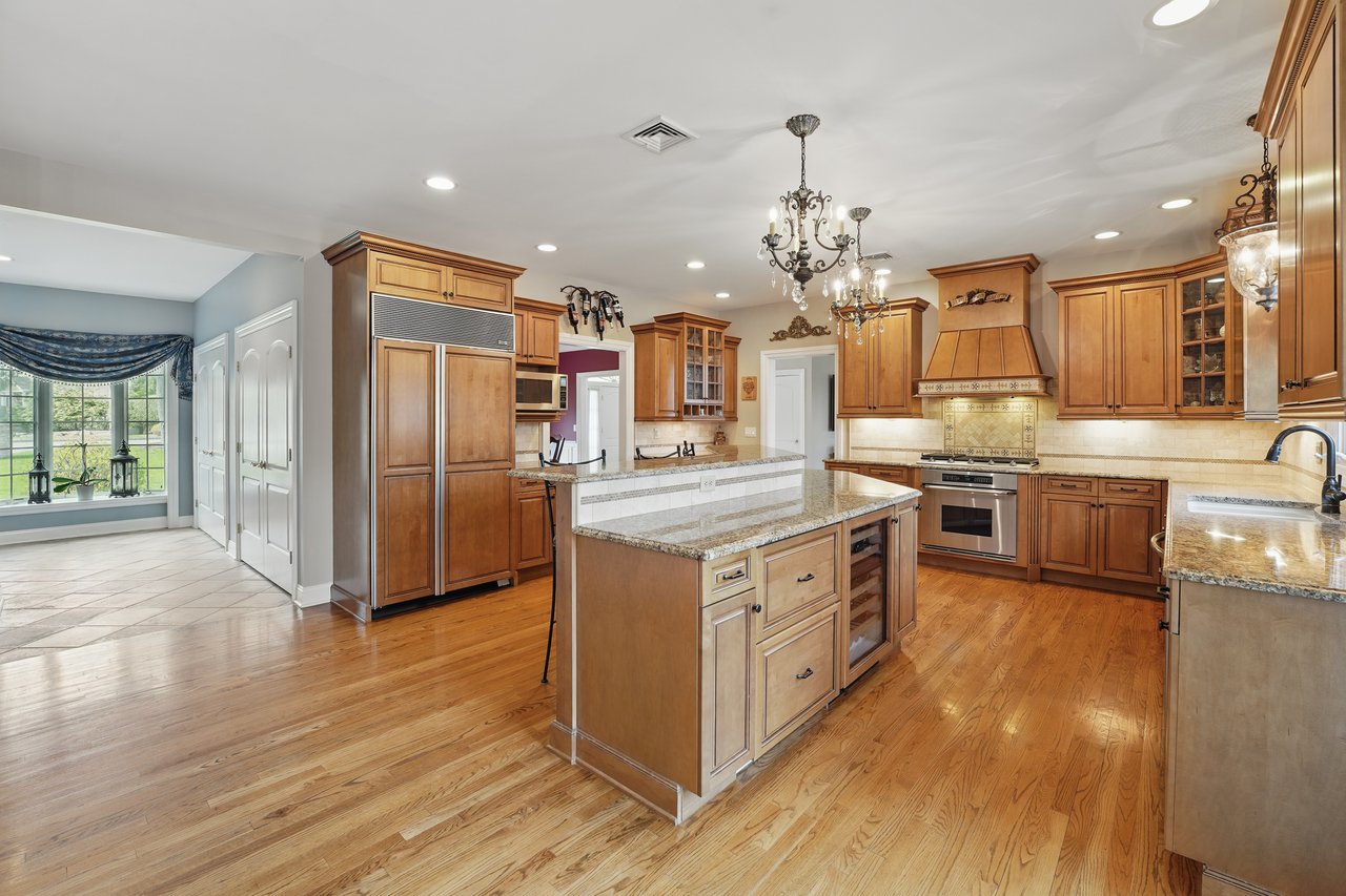 8 Matthew Place