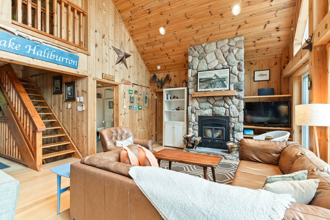 1029 BADGER LANE