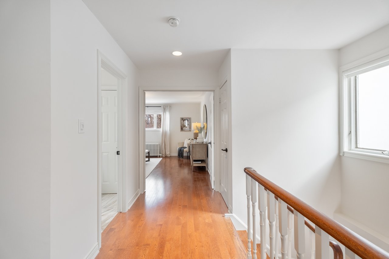 42 HUNT CLUB DRIVE