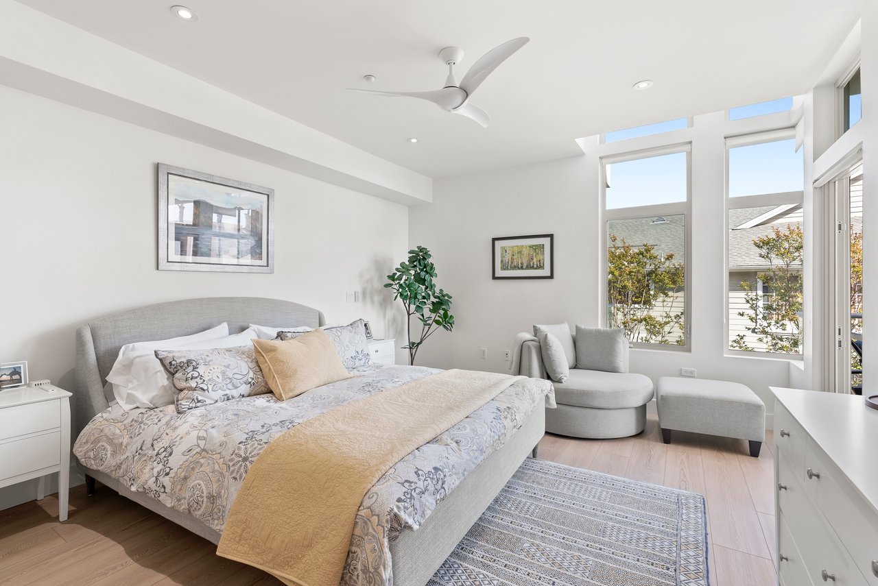 OCEANSIDE BEACH HOUSE