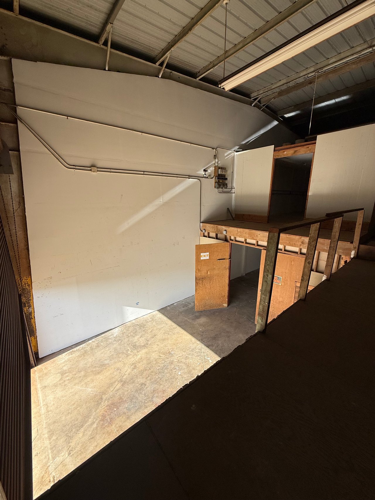 Lihue Industrial Building Bay 1