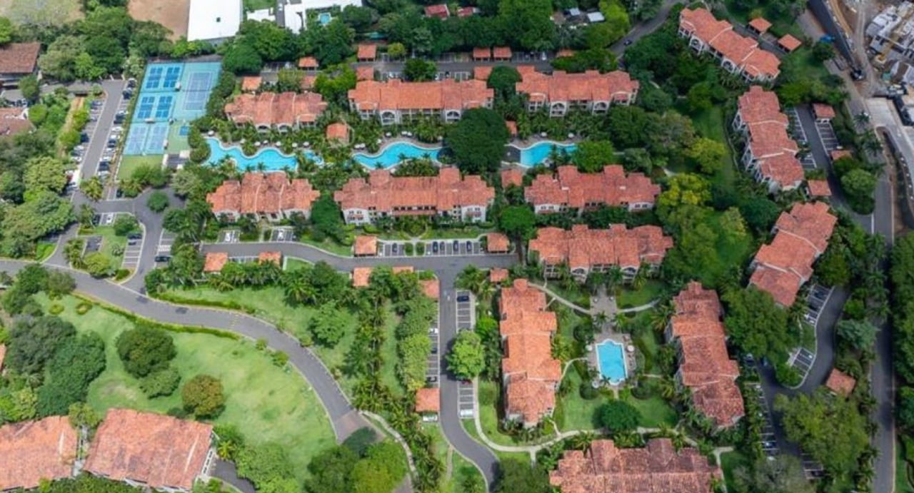 Gated Resort Lifestyle Apartment, Papagayo, Guanacaste