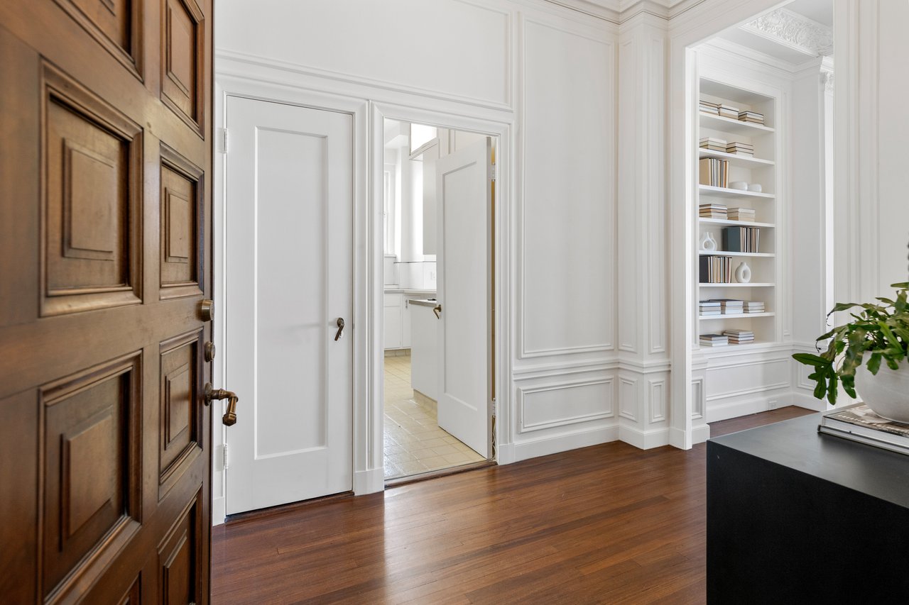 Old-World Opulence at The Heights