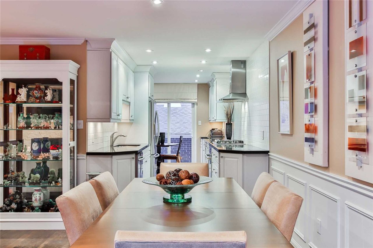 93 Confederation Way