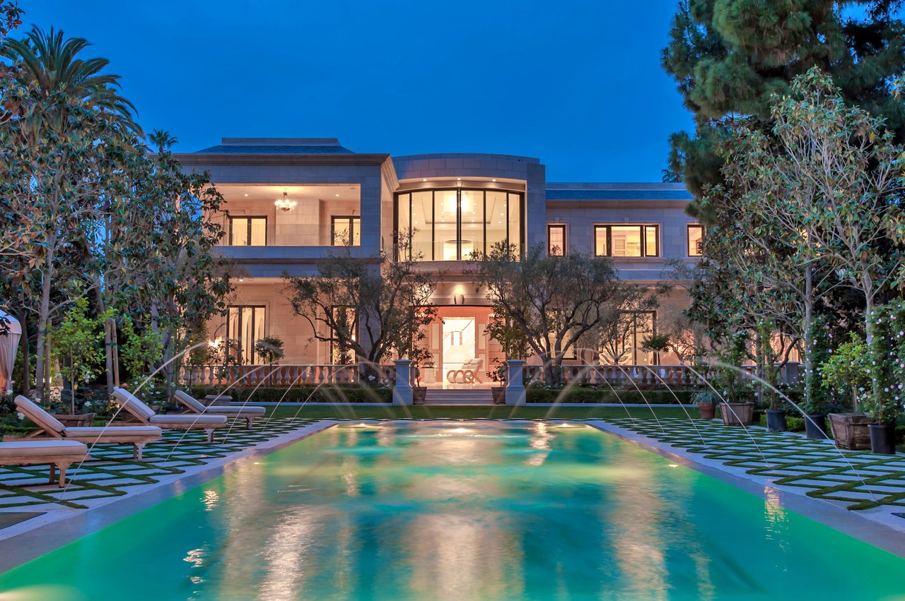 904 N Crescent Drive, Beverly Hills