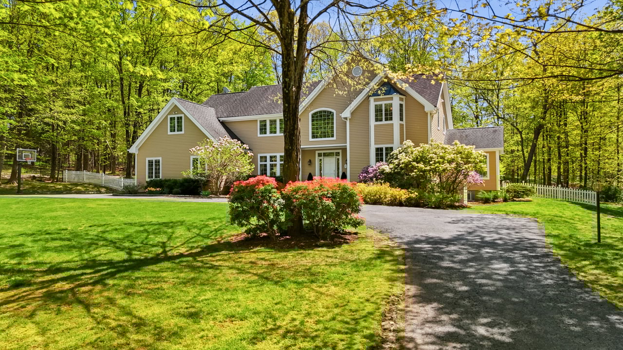 26 Autumn Ridge Road
