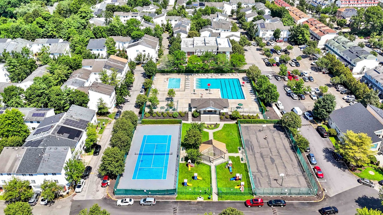 Staten Island Townhome