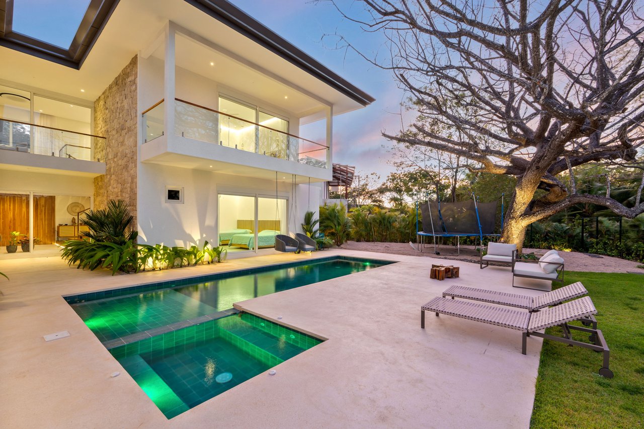 Casa Estrella de Mar | Luxury 5-Bedroom Beachside Home for Sale in Las Golondrinas, Hacienda Pinilla