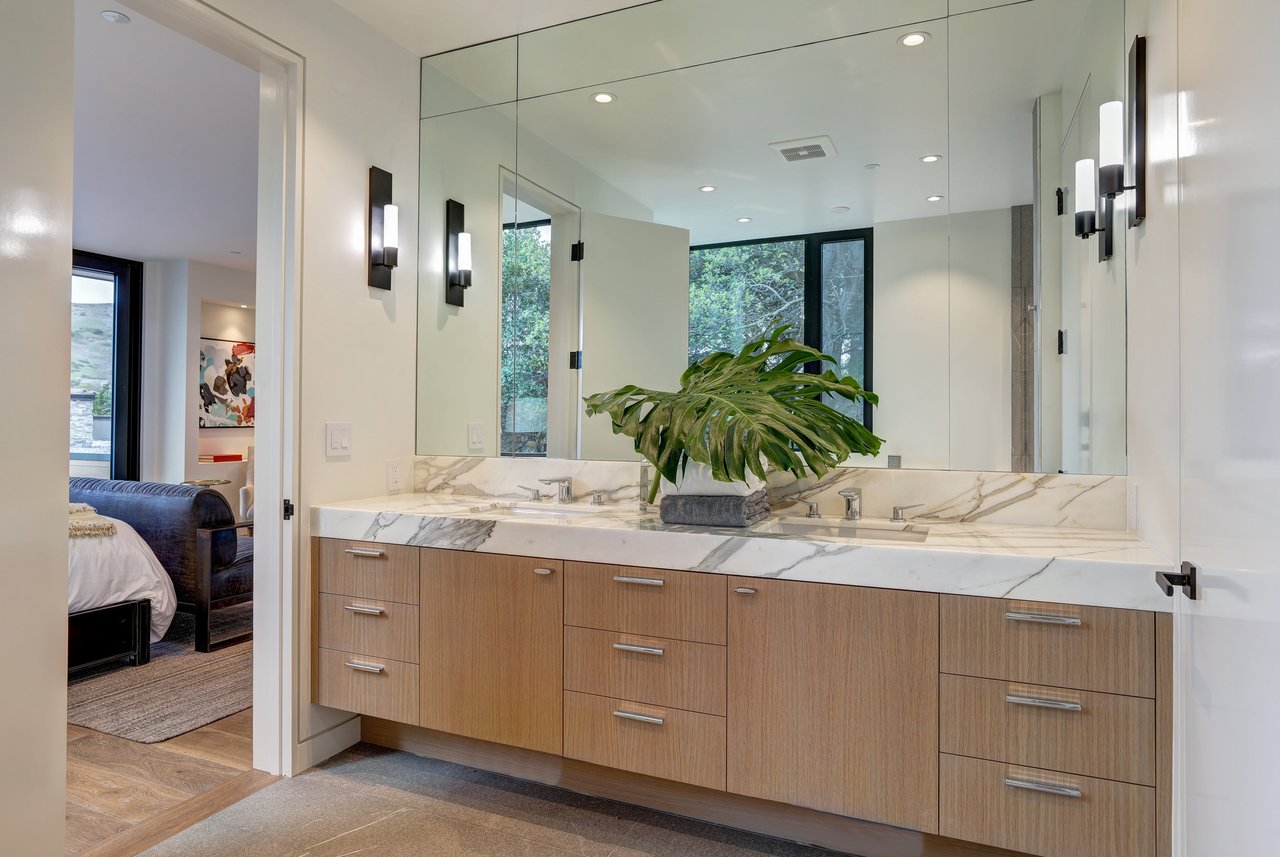 Modern Luxury - Completed in 2020