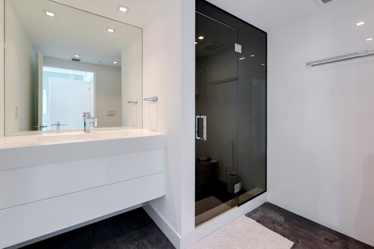 Icon South Beach Off Market | South Of Fifth