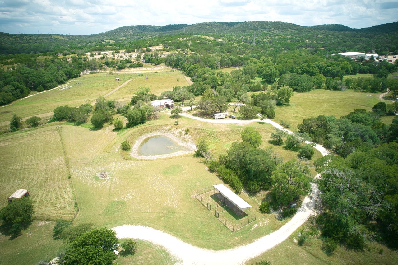 61 Acres in Kerr County Feathered Horse Ranch 