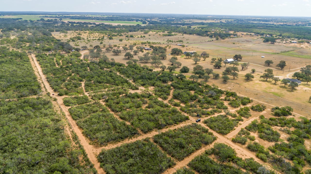 Oaks, Wildlife, & the Quiet of the Countryside | 26.99± Acres | Poteet, TX