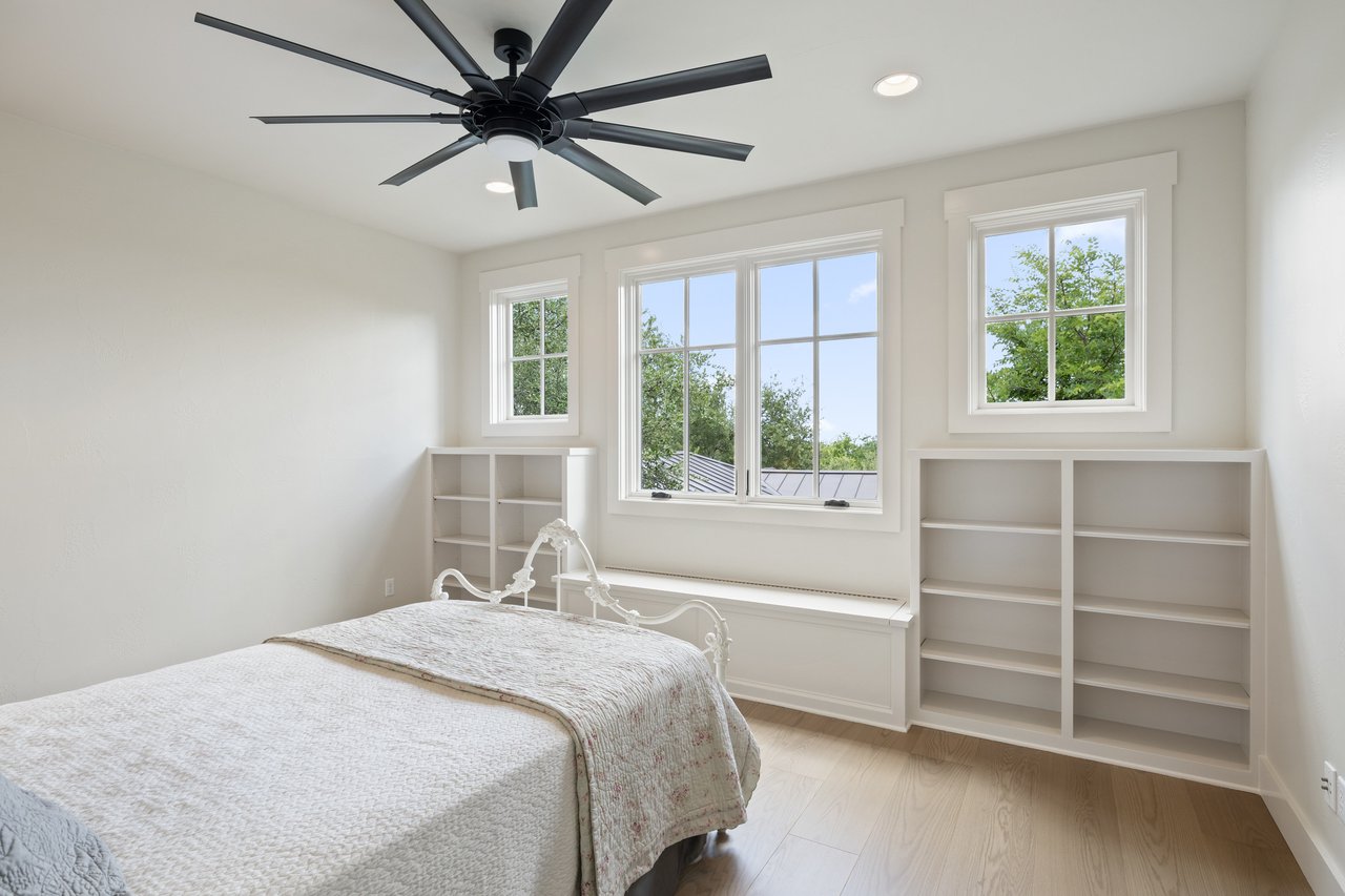 12821 Hacienda Ridge