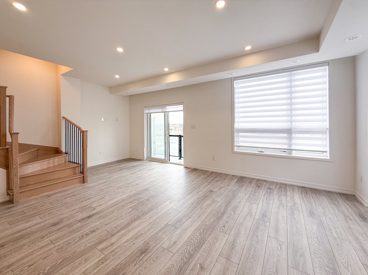 16 Lytham Green Circle