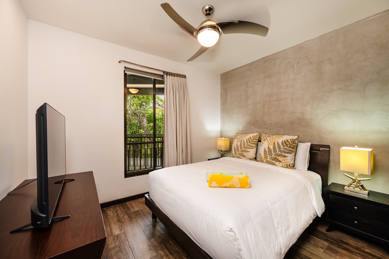 Roble Sabana #301 | Ocean-View Condo in Reserva Conchal