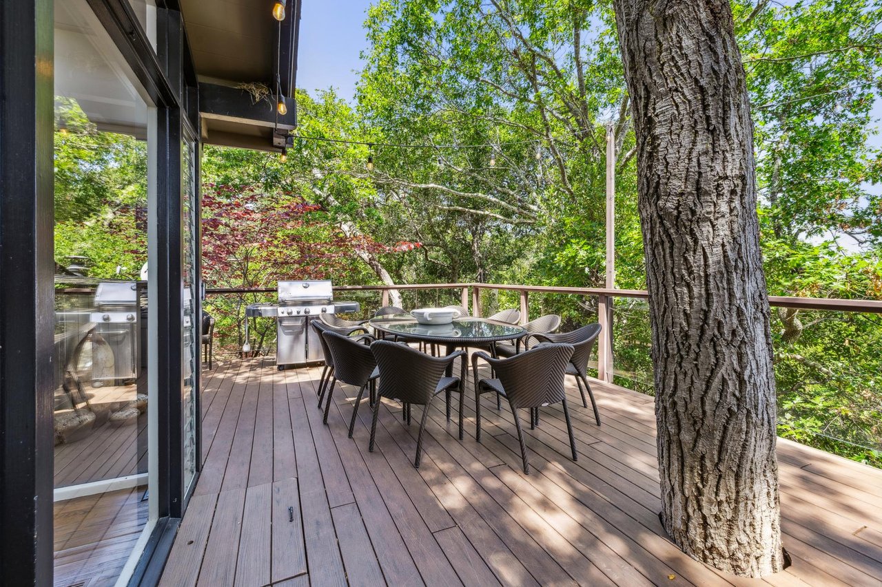 138 Bolivar LN