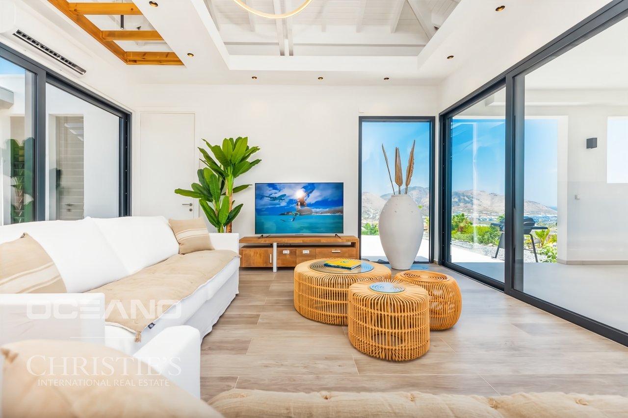 Modern Villa  - Hope Hill