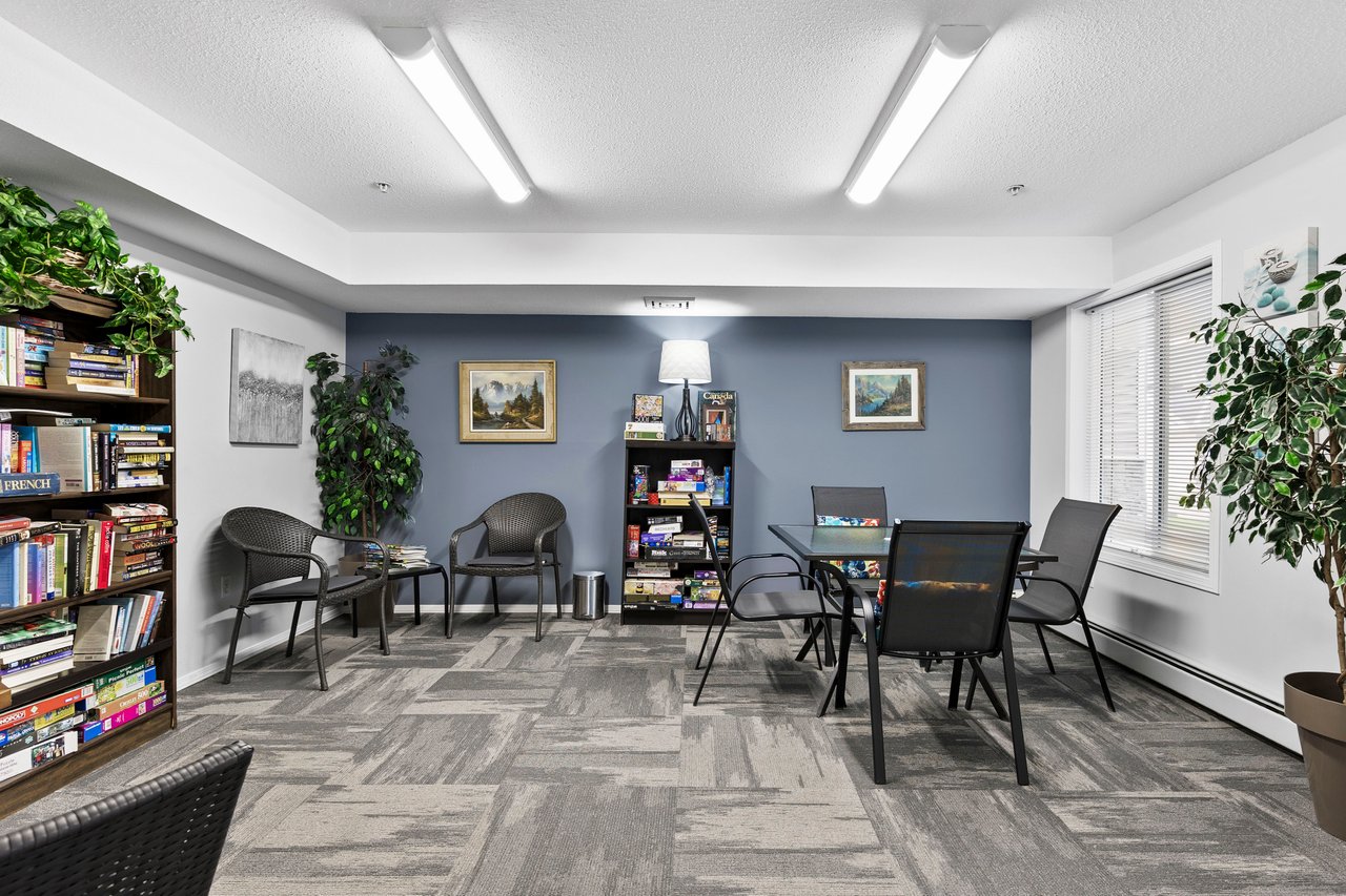 2113 Tuscarora Manor NW Unit: 2113