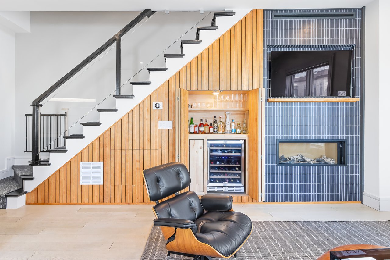 502 E 3rd St # 1, Boston - Luxury Townhome