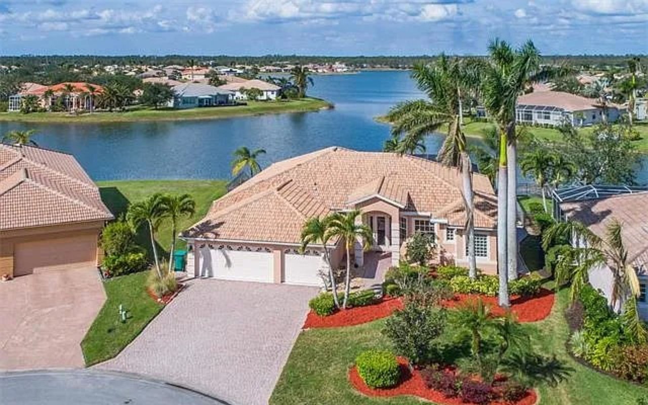 3217 Brookeview Ct