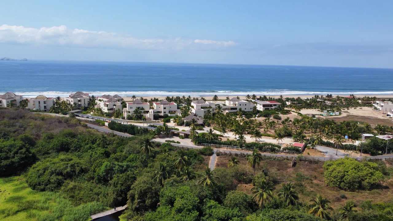 Marea Beachfront Villa C11