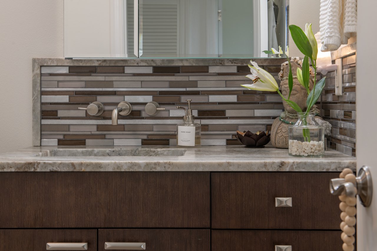 Kai Ani Village 12-204