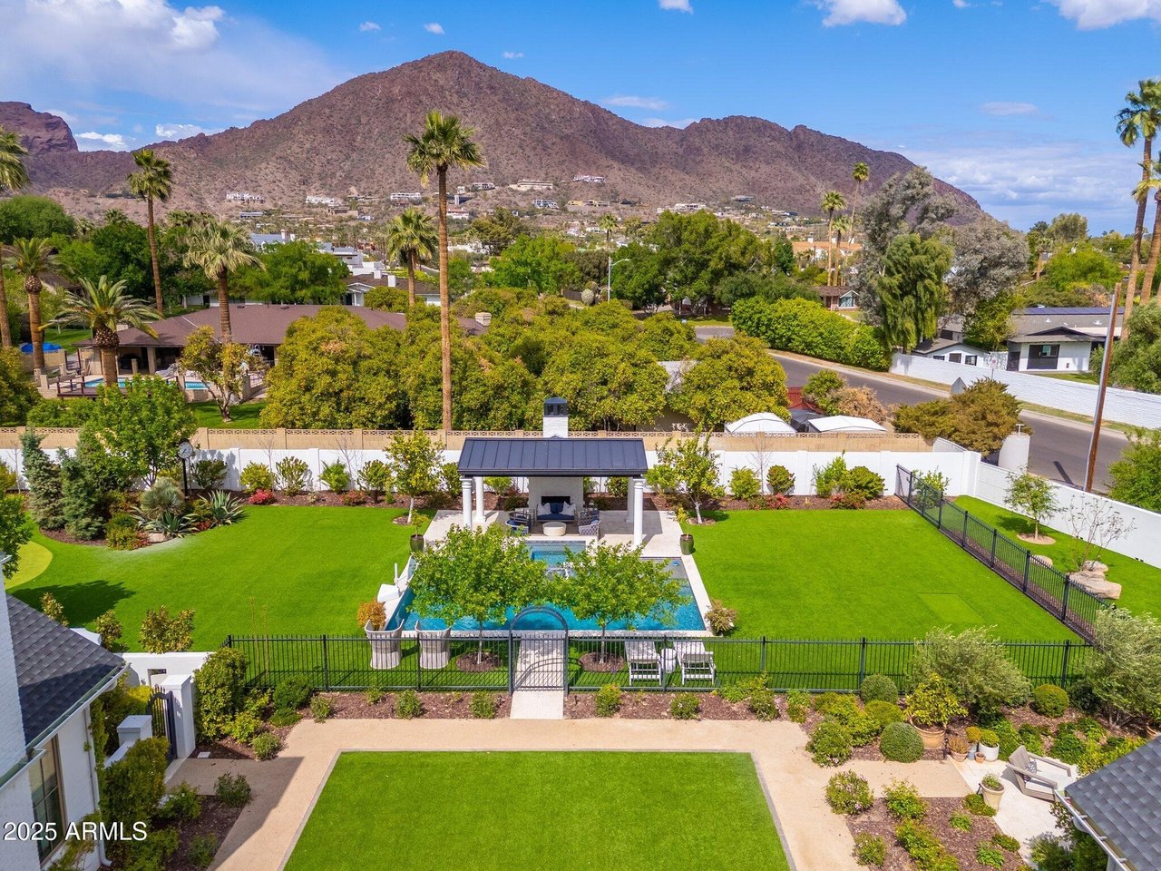5144 E Calle Del Medio 