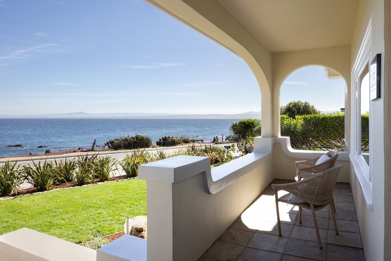 Pacific Grove Estate on Ocean View