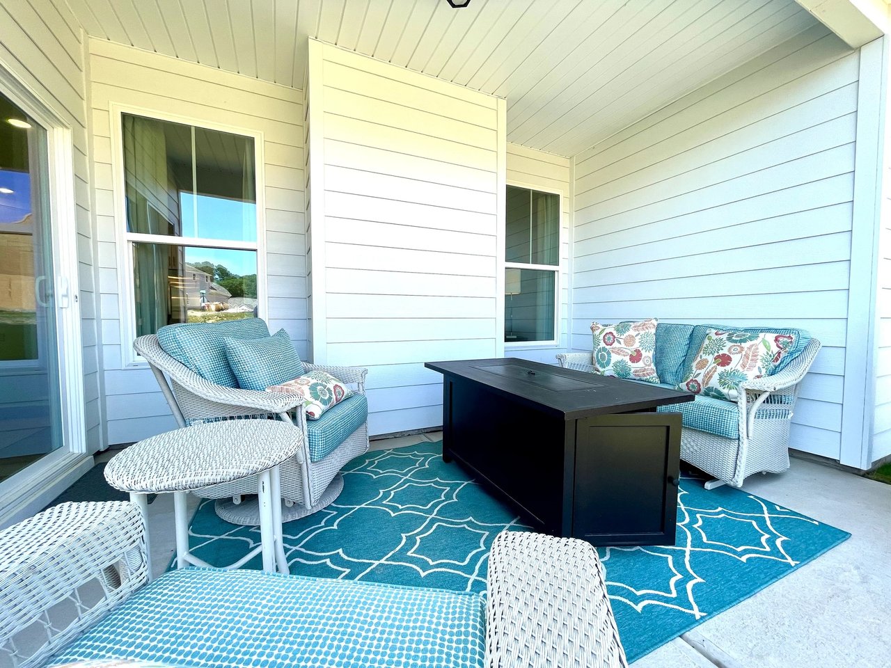 SOLD- Discover Modern Elegance: Move-In Ready Gem at 552 Bartoli Ct., Simpsonville SC – Offered by David Locke of Locke and Key Associates