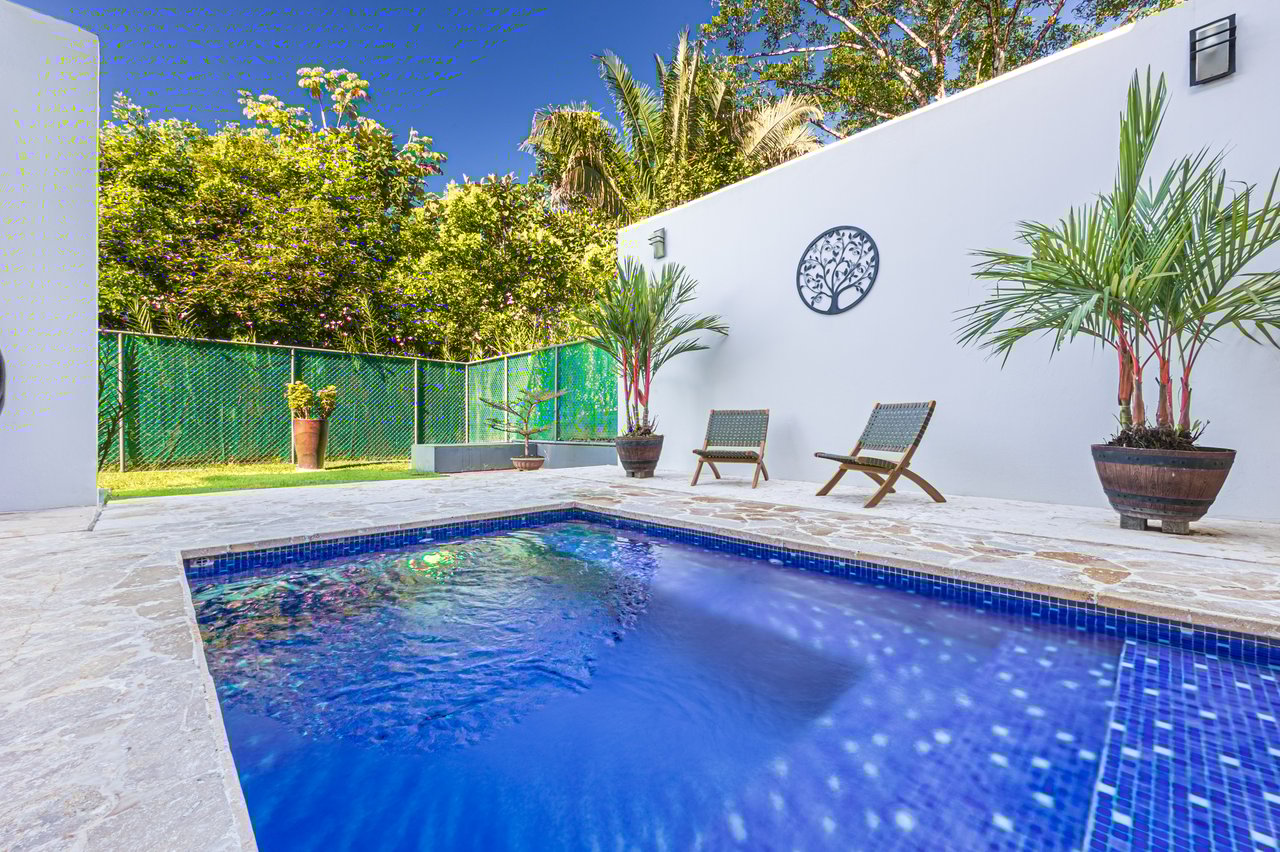 Elegant Tropical Villa Steps from Playa Hermosa – Gated Community