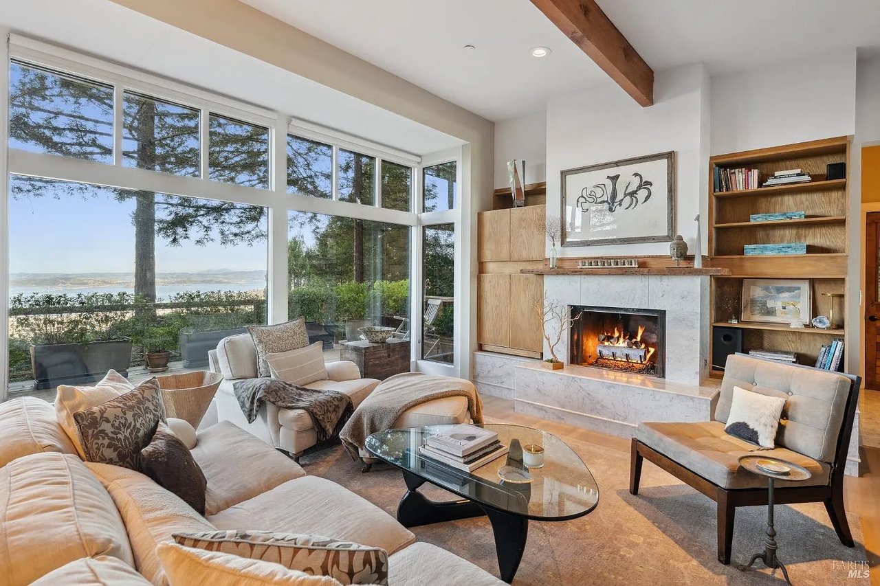312 Summit Dr, Corte Madera