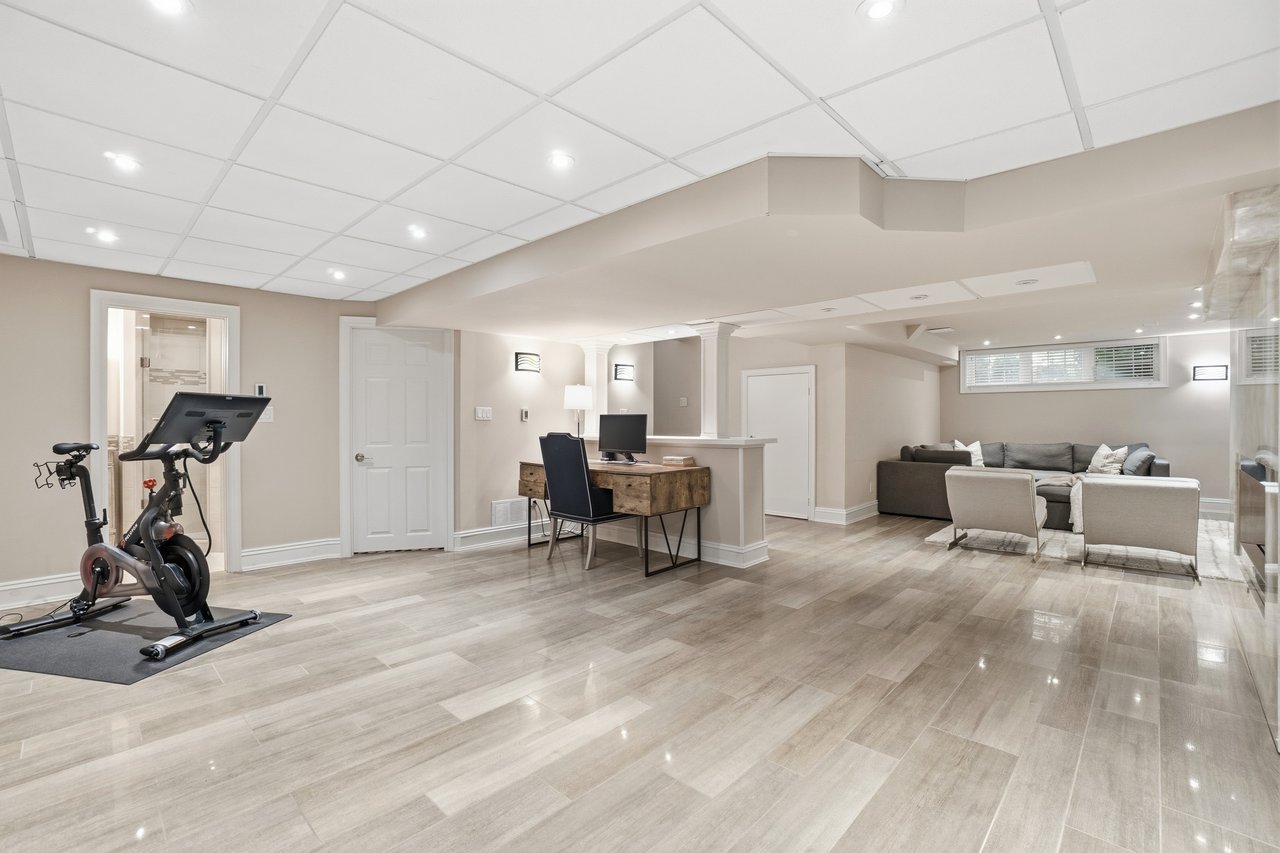 2 Glengordon Cres, Markham Ontario
